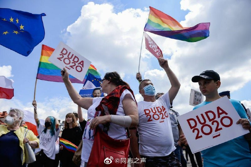#同志消息 #欧盟通过议案宣布欧盟为LGBT自由区 据法新社今日（3月12日）最新消息