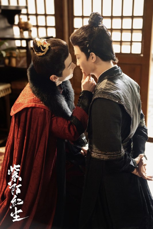 《紫陌红尘》.#同志 #中国大陆 #古装 #耽美 #爱情 #环大陆 #宫廷 #皇子 #紫陌红尘.更多同志影视☛ @movieweekend